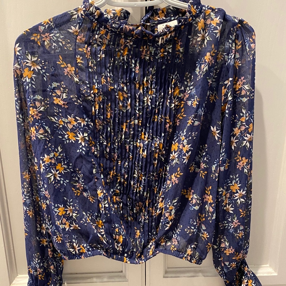 Floral bohemian style blouse